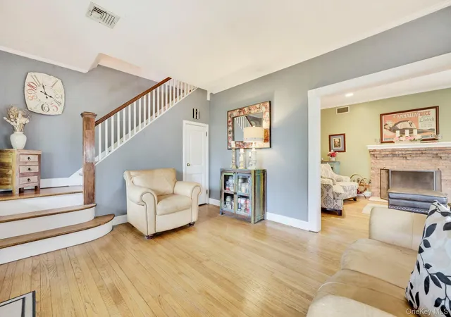 4th image of 170 Ocean Ave, Hempstead, NY 11598 | MLS# 986640