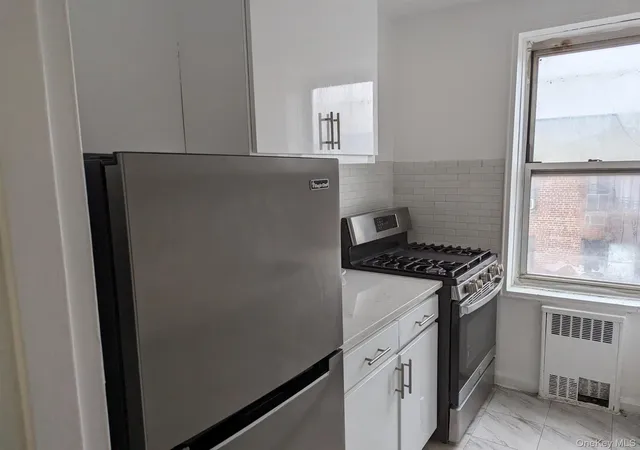 Photo 3 of Sale Pending at 4225 80th Street #6F, New York, NY 11373 | MLS# 986660 | Listing updated on 2026-08-22