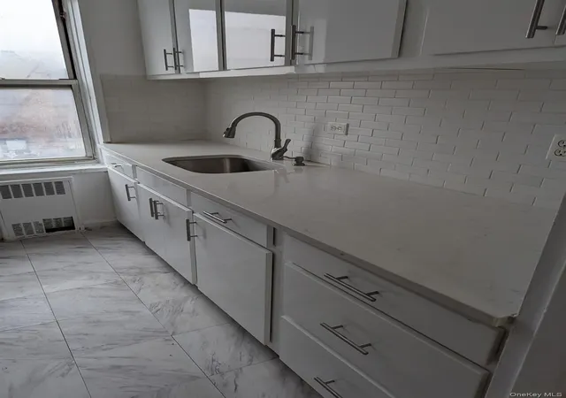 Photo 4 of Sale Pending at 4225 80th Street #6F, New York, NY 11373 | MLS# 986660 | Listing updated on 2026-08-22
