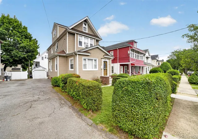 Homes for sale in Mount Vernon, NY | 153 Hillside Ave, Mount Vernon, NY 10553 | MLS# 986682
