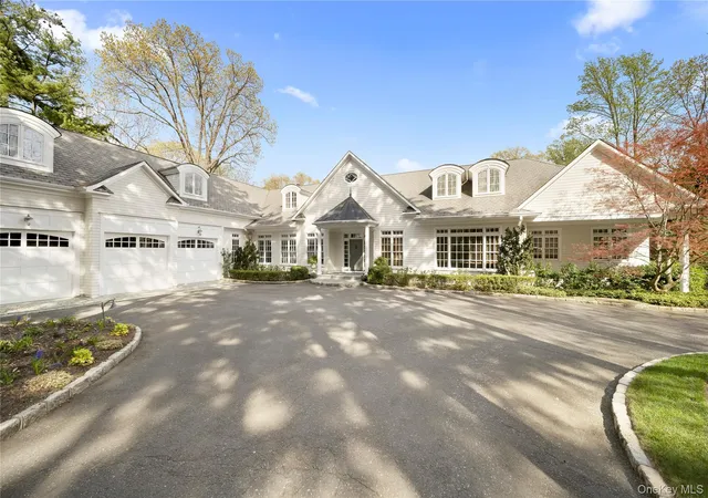 1st image of 17 Hilldale Ln, Port Washington, NY 11050 | MLS# 986707