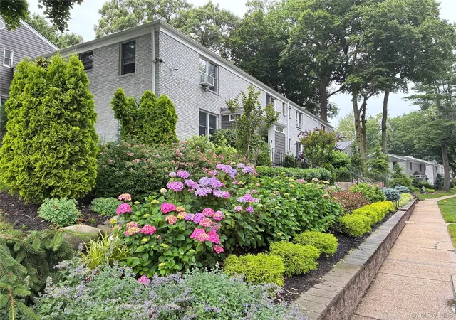 Photo 3 of House for sale at 77 Glen Keith Rd #77L, Glen Cove, NY 11542 | MLS# 986715 | Listing updated on 2026-09-02