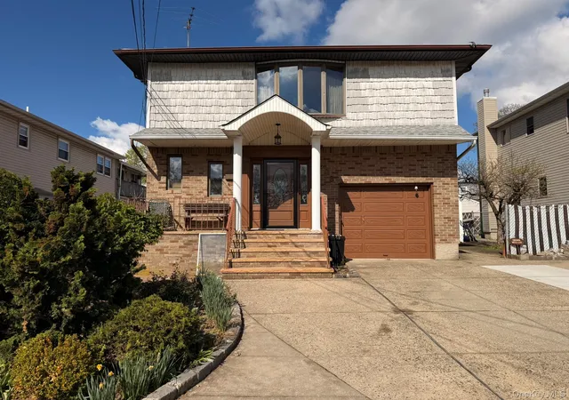 Photo 1 of Sale Pending at 208 Doris Ave, Franklin Square, NY 11010 | MLS# 986740 | Listing updated on 2026-06-09