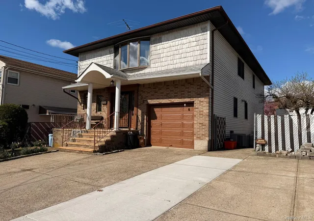 Photo 2 of Sale Pending at 208 Doris Ave, Franklin Square, NY 11010 | MLS# 986740 | Listing updated on 2026-06-09