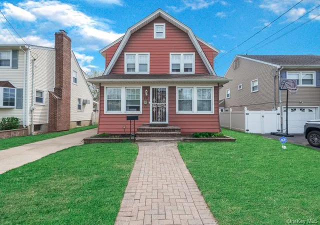 1st image of 20 Nassau Blvd, West Hempstead, NY 11552 | MLS# 986828
