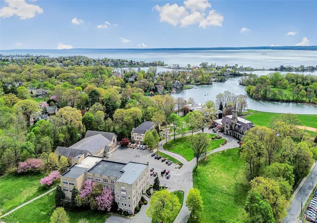 5th image of 80 Old Boston Post Rd #2, New Rochelle, NY 10801 | MLS# 986834
