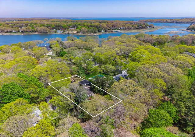 Homes for sale in Southold, NY | 865 Track Ave, Southold, NY 11935 | MLS# 986841