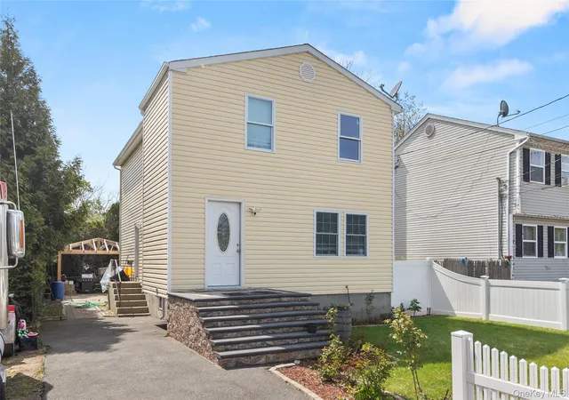 Photo 2 of Sale Pending at 30 S 28th Street, Babylon, NY 11798 | MLS# 986868 | Listing updated on 2026-05-11