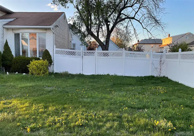Photo 3 of Sale Pending at 128 Cedar St, Hempstead, NY 11520 | MLS# 986870 | Listing updated on 2026-07-25