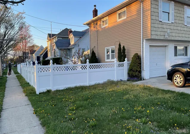 Photo 4 of Sale Pending at 128 Cedar St, Hempstead, NY 11520 | MLS# 986870 | Listing updated on 2026-07-25
