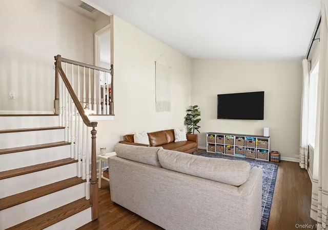 Homes for sale in Mount Kisco, NY | 47 Valley View Ter, Mount Kisco, NY 10549 | MLS# 986881