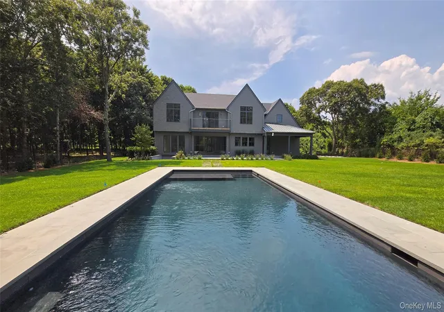 Photo 3 of Single family home for sale at 190a S Country Rd, Southampton, NY 11960 | MLS# 986892 | Listing updated on 2026-10-06