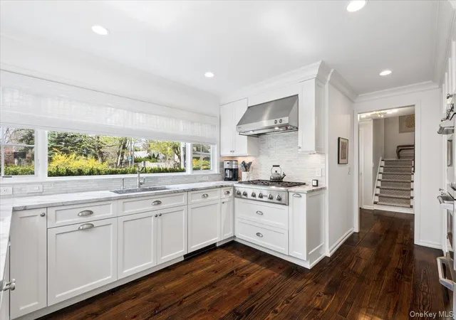3rd image of 11 Tyler Rd, Scarsdale, NY 10583 | MLS# 986927