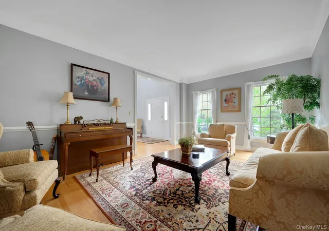 4th image of 34 Eagle Ct, White Plains, NY 10605 | MLS# 986962