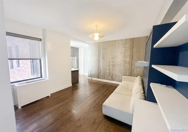 Listing Photo 5 - Condo for sale in building located at 130 W 16Th St, New York, NY 10011 - Unit #52