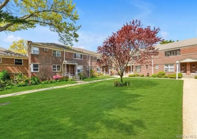 Condo for sale at 19811 Dunton Ave #2A, New York, NY 11423 | MLS# 987023