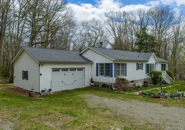 Homes for sale in Lumberland, NY | 114 Kalin Weber Rd, Lumberland, NY 12737 | MLS# 987033