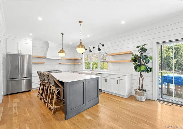 Photo 3 of Single family home for sale at 64 Hazelwood Ave, Southampton, NY 11978 | MLS# 987034 | Listing updated on 2026-08-08