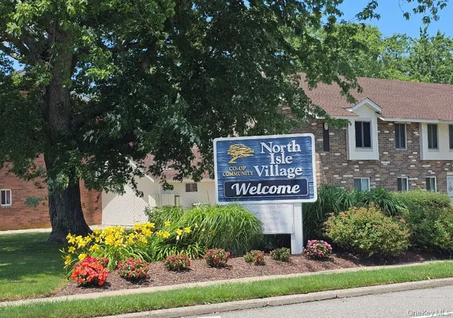 1st image of 109 Pointe Cir S #109, Brookhaven, NY 11727 | MLS# 987085
