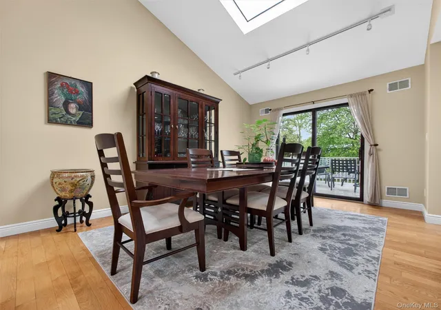 Photo 4 of Single family home for sale at 58a New Hempstead Rd, New City, NY 10956 | MLS# 987134 | Listing updated on 2026-08-30