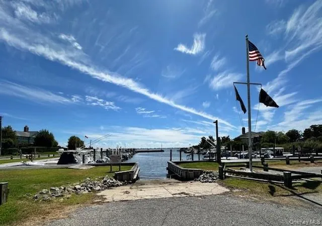 Photo 3 of Single family home for sale at 26 Canvasback Ln, East Quogue, NY 11942 | MLS# 987188 | Listing updated on 2026-04-19