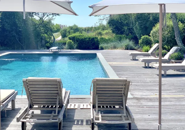Photo 2 of Single family home for sale at 162 Dune Rd, Quogue, NY 11959 | MLS# 987218 | Listing updated on 2026-07-21