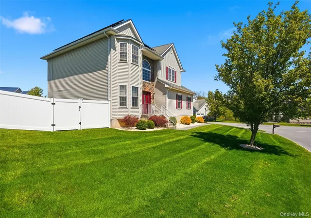2nd image of 2657 Liberty Rdg, New Windsor, NY 12553 | MLS# 987228