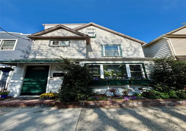 4th image of 5715 66Th St, New York, NY 11378 | MLS# 987266