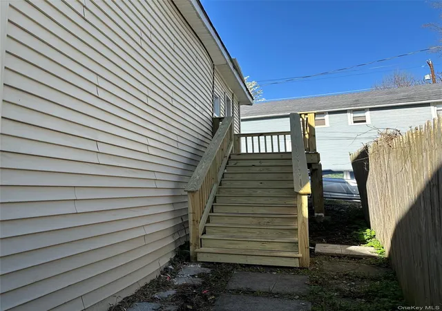 Homes for sale in Montgomery, NY | 104 Oak St, Montgomery, NY 12586 | MLS# 987315