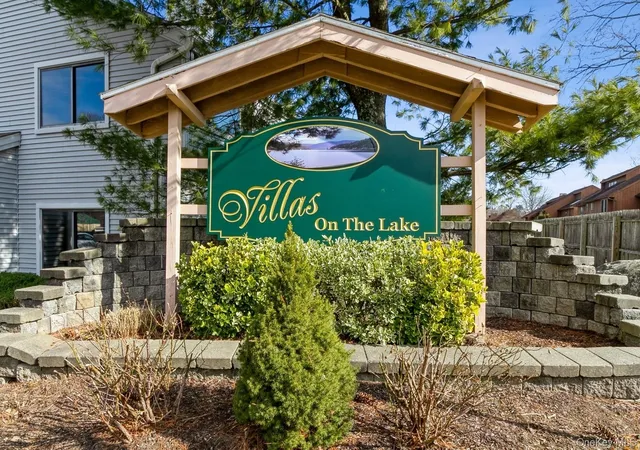 Homes for sale in Yorktown, NY | 24 Leisure Wy, Yorktown, NY 10547 | MLS# 987334