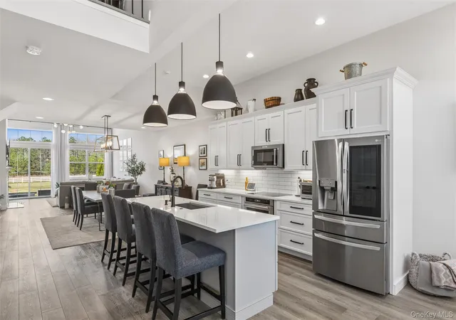 Listing Photo 4 - Condo for sale in building located at 216 Belmont Cir, Brookhaven, NY 11980