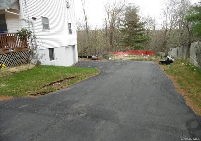 Photo 4 of Single family home for sale at 176 Post Hl Rd, Fallsburg, NY 12763 | MLS# 987345 | Listing updated on 2026-07-29