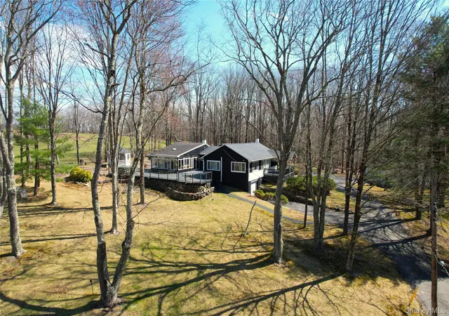 Photo 2 of Single family home for sale at 8 W Delaware Pl Ext, Bethel, NY 12778 | MLS# 987355 | Listing updated on 2026-09-15