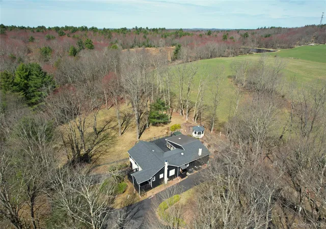 Photo 5 of Single family home for sale at 8 W Delaware Pl Ext, Bethel, NY 12778 | MLS# 987355 | Listing updated on 2026-05-01