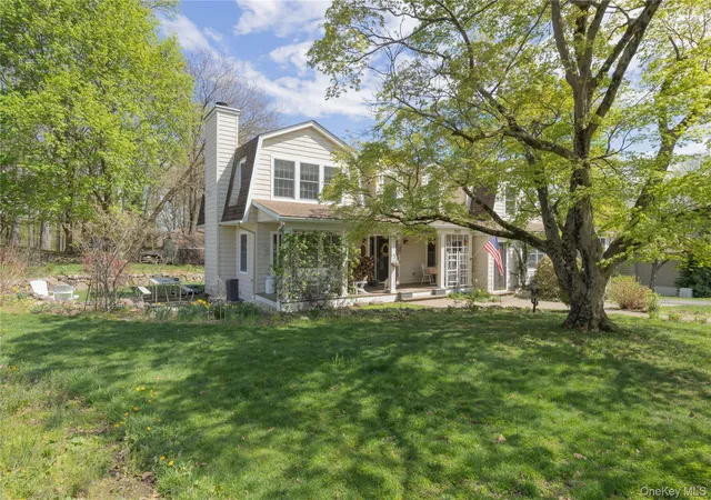 Photo 3 of Sale Pending at 302 Laurel Rd, Orangetown, NY 10965 | MLS# 987363 | Listing updated on 2026-08-13