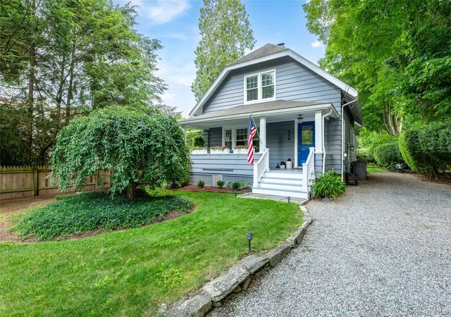 Homes for sale in Bedford, NY | 429 Old Post Rd, Bedford, NY 10506 | MLS# 987403
