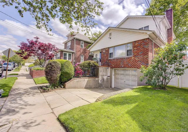 Photo 2 of Sale Pending at 69 29 166th Street, New York, NY 11365 | MLS# 987434 | Listing updated on 2026-10-08