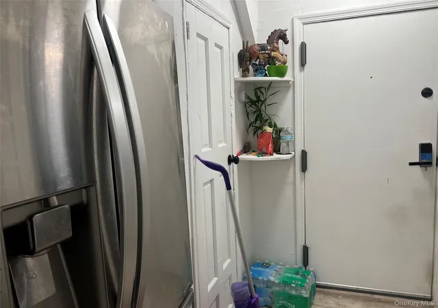 Listing Photo 4 - Condo for sale in building located at 341 Bch 67th St, New York, NY 11692