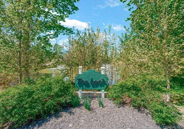 46th image of 16 The Loch, Roslyn, NY 11576 | MLS# 987517