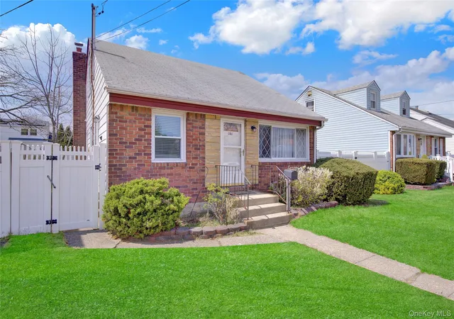 2nd image of 181 N 3rd St, Oyster Bay, NY 11714 | MLS# 987540