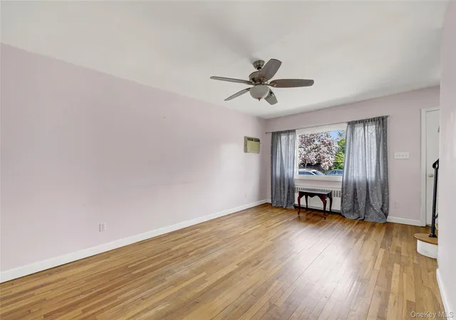 4th image of 181 N 3Rd St, Oyster Bay, NY 11714 | MLS# 987540