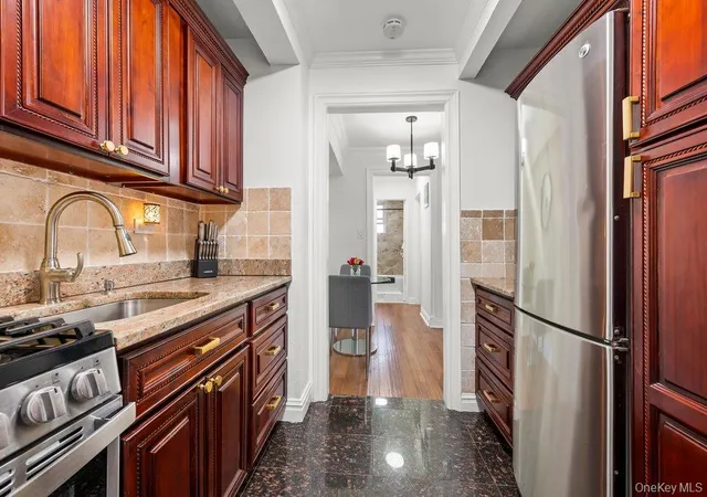 4th image of 84-50 169Th Street #611, Jamaica, NY 11432 | MLS# 987550