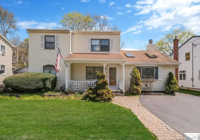 1st image of 97 N Clinton Ave, Patchogue, NY 11772 | MLS# 987581