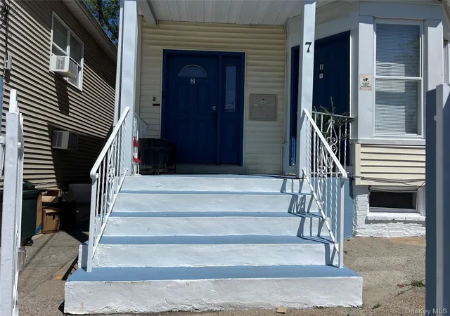 Homes for sale in Haverstraw, NY | 7 Clinton St, Haverstraw, NY 10927 | MLS# 987606