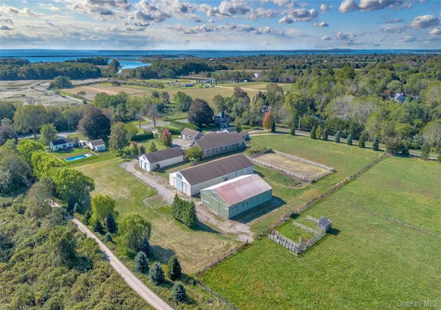 3rd image of 29525 Main, Orient, NY 11957 | MLS# 987619