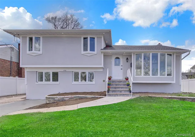 Photo 1 of Sale Pending at 1716 White St, Hempstead, NY 11710 | MLS# 987623 | Listing updated on 2026-08-21