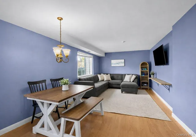 Photo 4 of House for sale at 271 Lake Pointe Cir #271, Brookhaven, NY 11953 | MLS# 987652 | Listing updated on 2026-08-20