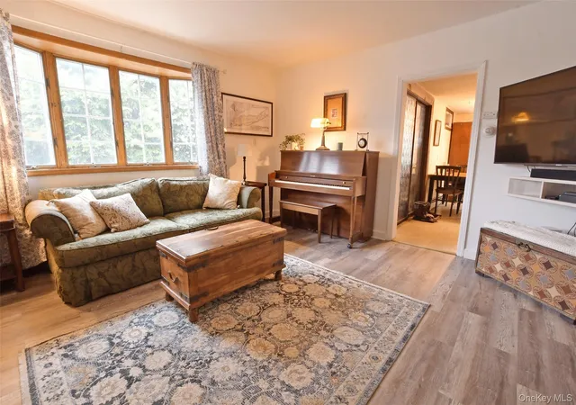 Listing Photo 5 - Condo for sale in building located at 144 Division Ave, Islip, NY 11796