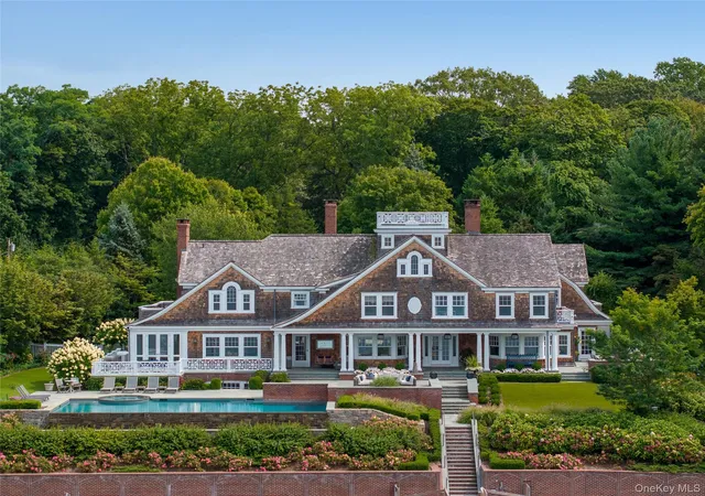3rd image of 75 Cove Neck Rd, Oyster Bay, NY 11771 | MLS# 987710