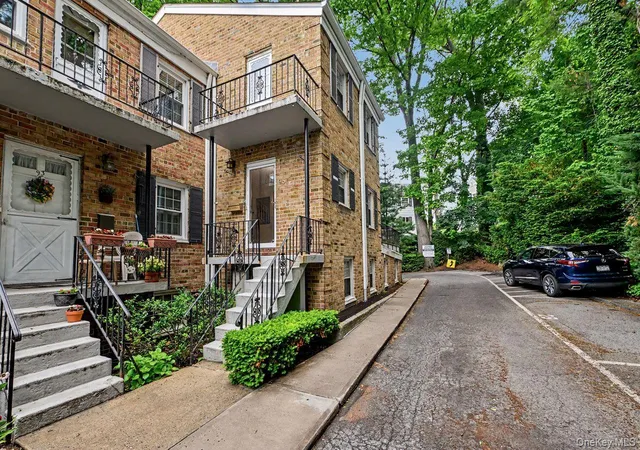 1st image of 95 Georgia Ave, Yonkers, NY 10708 | MLS# 987723